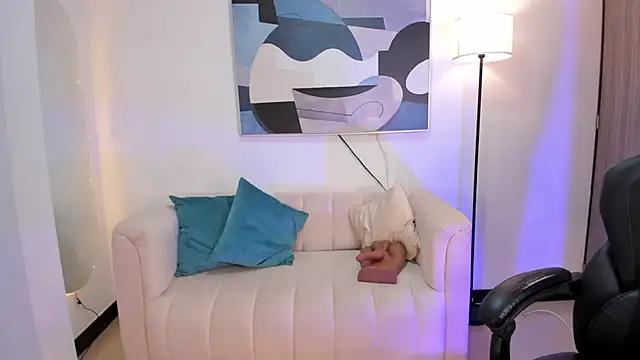 SaraParker  online show from 04-22-26, 10:05