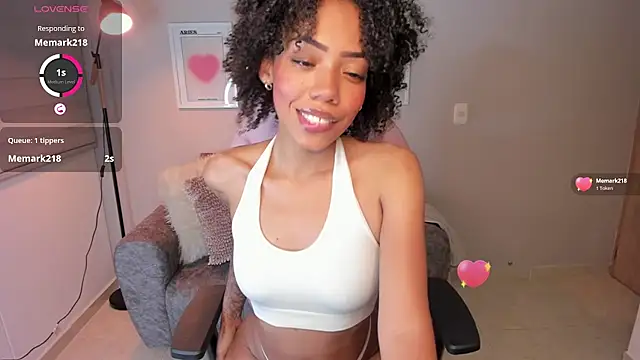 ashley 23  online show from 06-25-26, 03:37