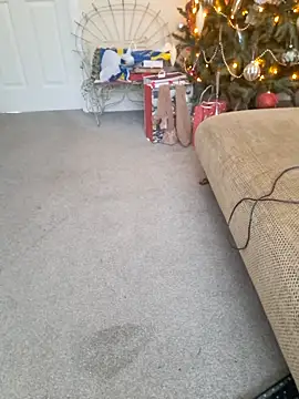 Emily English57 online show from 12-21-25, 10:28