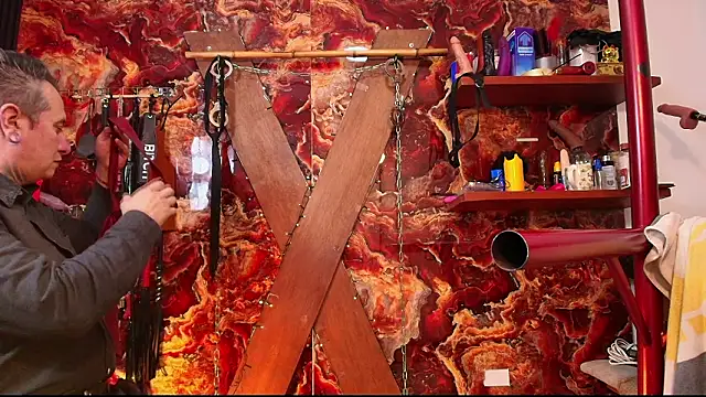 boy n girl online show from 02-10-26, 10:47