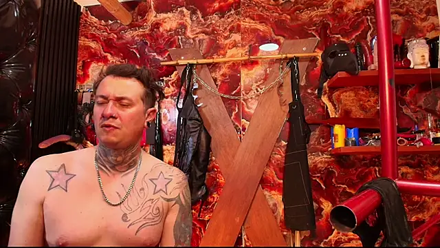 boy n girl online show from 12-05-25, 09:19