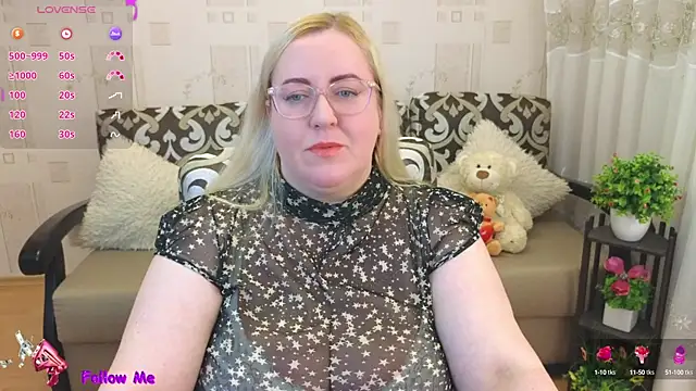 Snapshot of Ginesia chatting on 02-07-25, 01:43 Ginesia online show from 02-07-25, 01:43