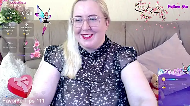 Snapshot of Ginesia chatting on 05-21-26, 01:19 Ginesia online show from 05-21-26, 01:19