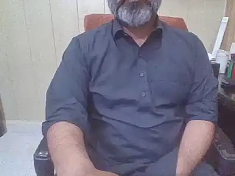 Snapshot of hairymaster95 chatting on 07-18-26, 10:57 hairymaster95 online show from 07-18-26, 10:57