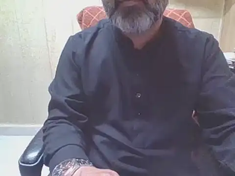 Snapshot of hairymaster95 chatting on 02-24-26, 07:09 hairymaster95 online show from 02-24-26, 07:09