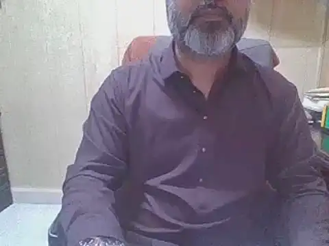Snapshot of hairymaster95 chatting on 04-27-26, 04:21 hairymaster95 online show from 04-27-26, 04:21