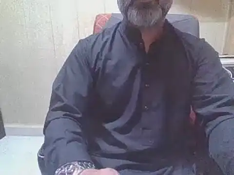 hairymaster95 online show from 04-16-26, 04:24