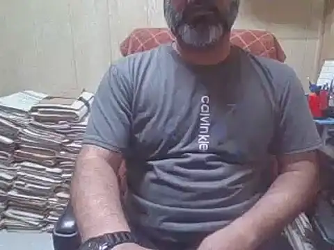 hairymaster95 online show from 10-19-25, 06:38