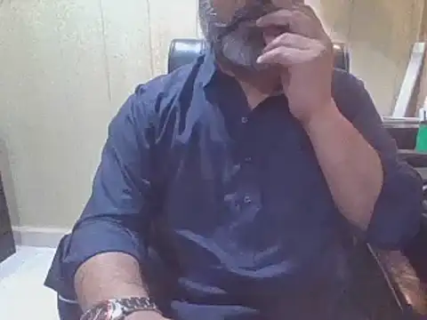 Snapshot of hairymaster95 chatting on 07-22-26, 04:25 hairymaster95 online show from 07-22-26, 04:25