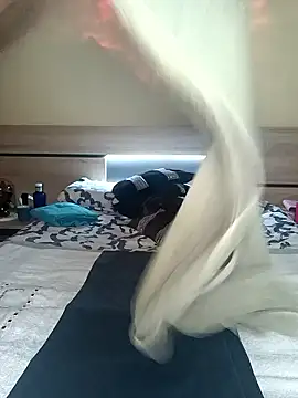 stefany miller77 online show from 01-12-26, 05:58