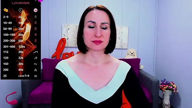 Nia Smithh online show from 03-22-25, 01:19