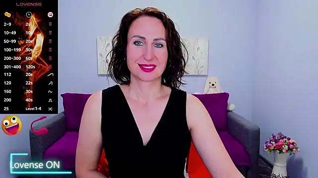 Nia Smithh online show from 10-14-25, 12:39