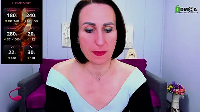 Nia Smithh online show from 03-06-25, 06:48