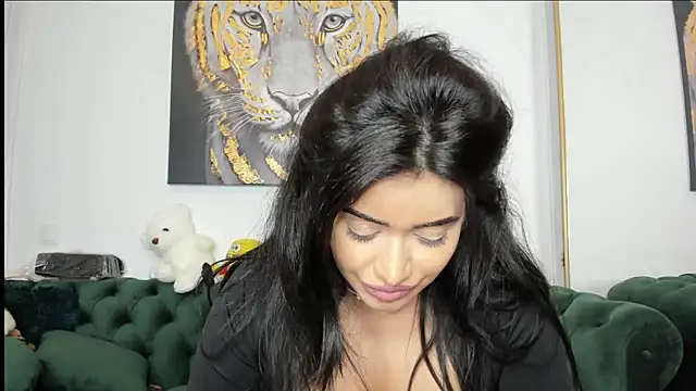 Snapshot of AnnaKarin chatting on 02-25-25, 10:53 AnnaKarin online show from 02-25-25, 10:53