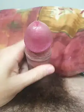 Snapshot of Ummfuss1 chatting on 10-24-25, 03:00 Ummfuss1 online show from 10-24-25, 03:00