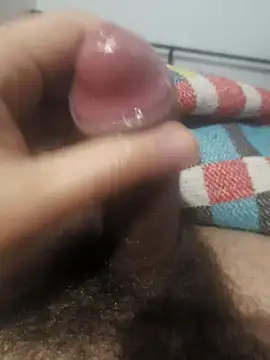 Snapshot of Ummfuss1 chatting on 03-04-25, 12:33 Ummfuss1 online show from 03-04-25, 12:33