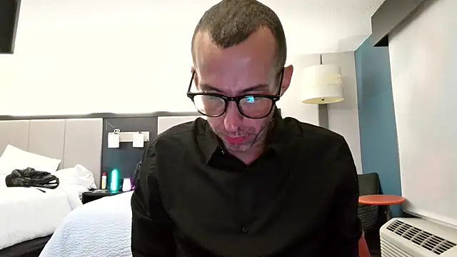 smokenstrokex online show from 10-06-25, 03:08