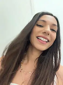 Snapshot of _MiaQueen_ chatting on 07-02-26, 09:43 MiaQueen online show from 07-02-26, 09:43