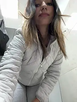 Snapshot of _MiaQueen_ chatting on 02-27-25, 09:58  MiaQueen  online show from 02-27-25, 09:58