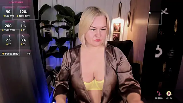 YolandaKiss online show from 05-15-26, 08:18