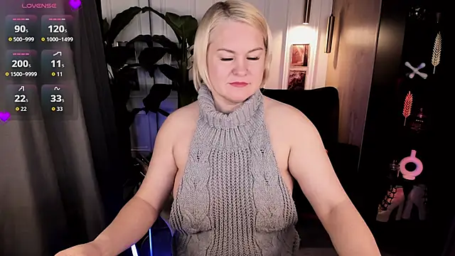 YolandaKiss online show from 06-18-26, 08:36