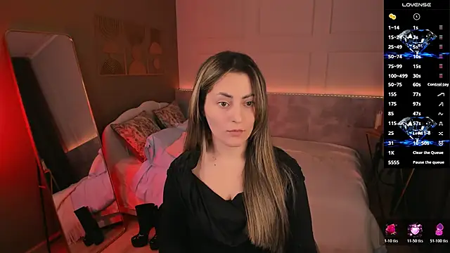 KylieMellow online show from 04-07-26, 01:46