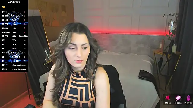 KylieMellow online show from 06-11-26, 05:37
