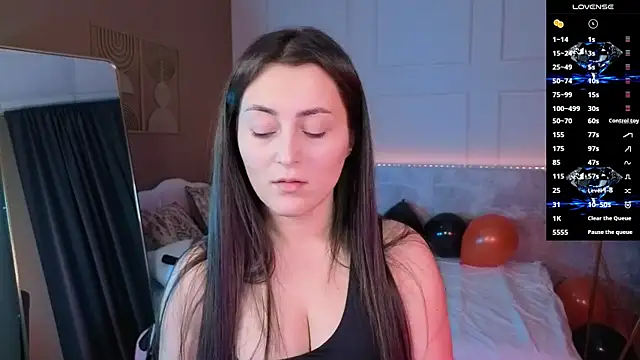 KylieMellow online show from 10-30-25, 01:31