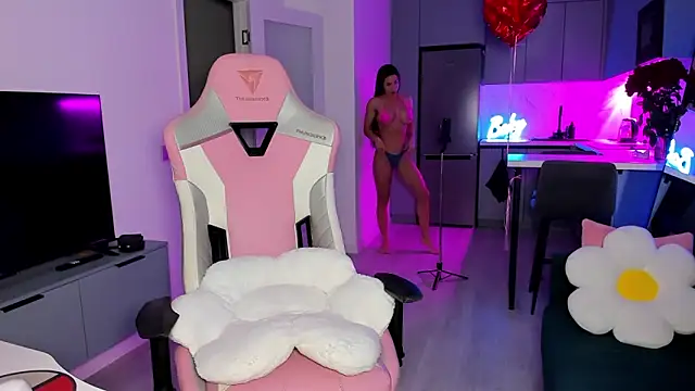 wow lovie online show from 02-27-26, 04:23