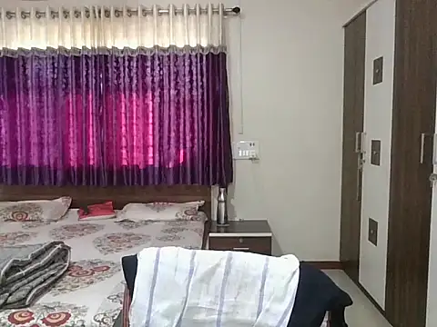 dhruv love online show from 11-29-25, 04:12