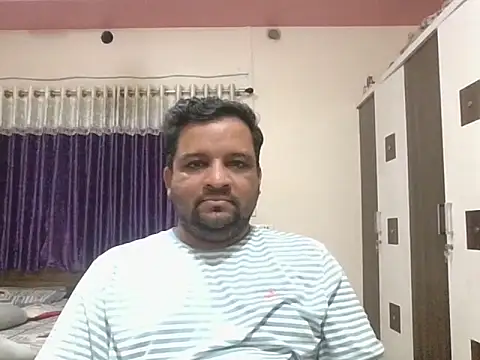 dhruv love online show from 07-10-26, 01:22