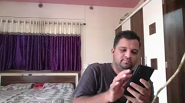 dhruv love online show from 02-17-25, 08:41