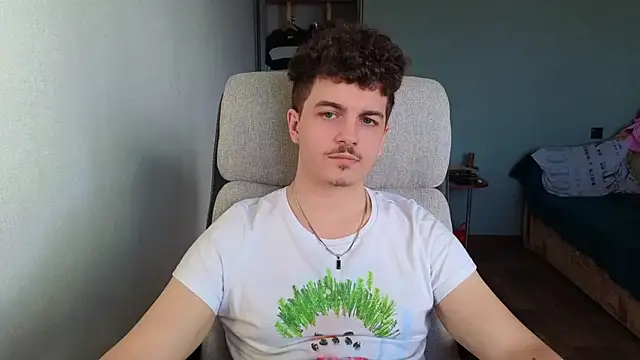 Remy Miles online show from 03-10-26, 01:59