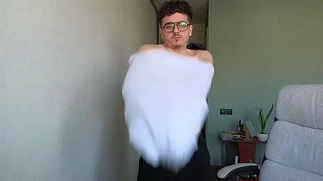 Remy Miles online show from 01-12-26, 11:06