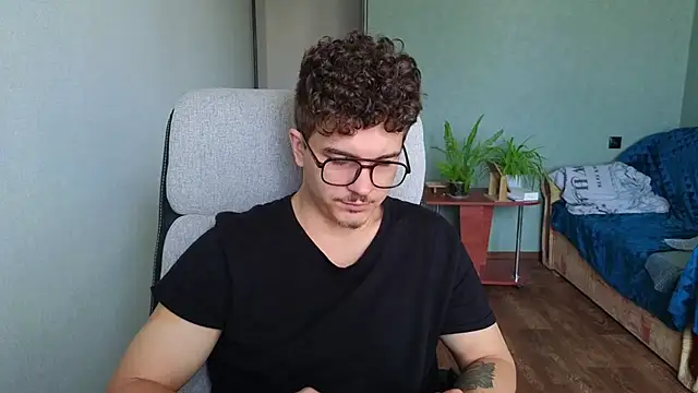 Remy Miles online show from 10-28-25, 07:18