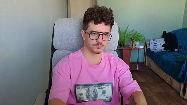 Remy Miles online show from 10-30-25, 07:06