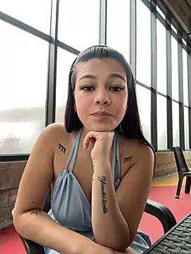 Alyshanon18 online show from 03-09-26, 02:20