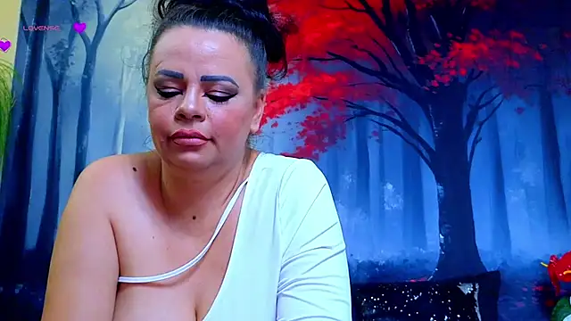 ElizabethEven online show from 11-02-25, 10:48