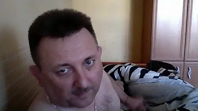 Snapshot of Novy73 chatting on 11-06-25, 10:08 Novy73 online show from 11-06-25, 10:08