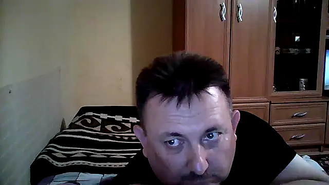 Snapshot of Novy73 chatting on 06-07-26, 09:42 Novy73 online show from 06-07-26, 09:42