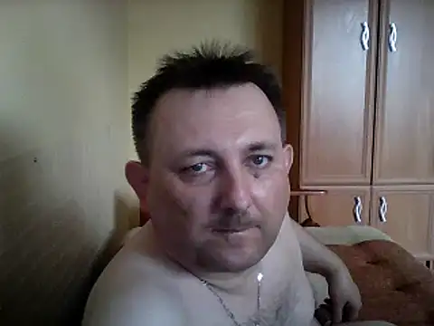 Snapshot of Novy73 chatting on 03-29-26, 10:28 Novy73 online show from 03-29-26, 10:28