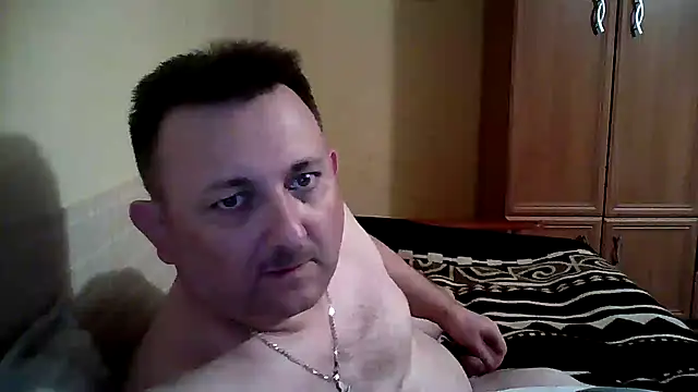 Snapshot of Novy73 chatting on 11-27-25, 09:15 Novy73 online show from 11-27-25, 09:15