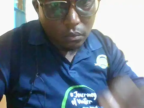 Snapshot of honeyswit chatting on 05-11-26, 12:12 honeyswit online show from 05-11-26, 12:12
