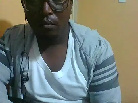 Snapshot of honeyswit chatting on 05-25-26, 10:08 honeyswit online show from 05-25-26, 10:08