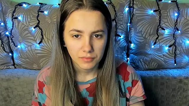 MaggieCake online show from 02-04-26, 04:29