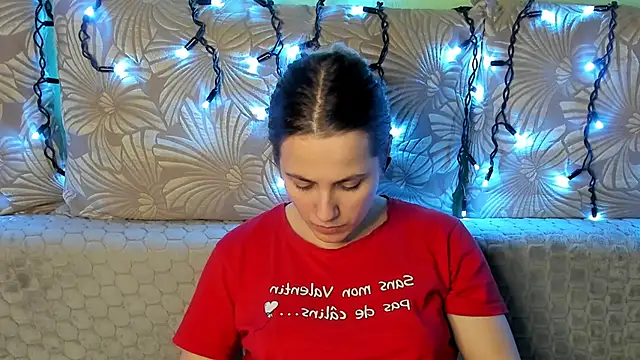 MaggieCake online show from 03-02-26, 01:39