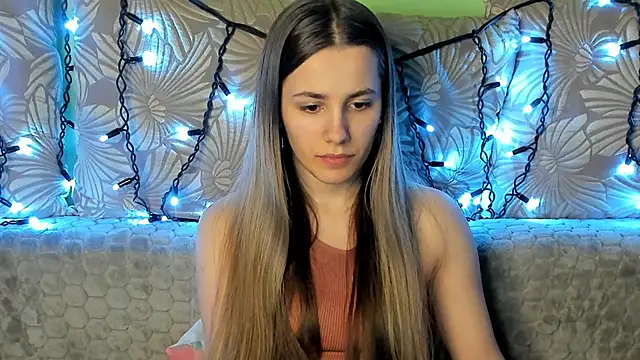 MaggieCake online show from 02-14-25, 01:34