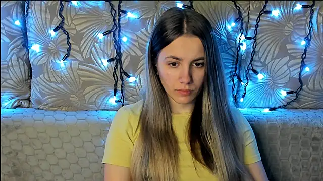 MaggieCake online show from 03-25-26, 02:23