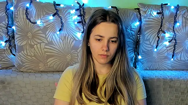 MaggieCake online show from 02-21-26, 04:03