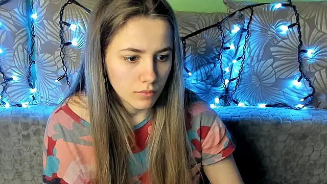 MaggieCake online show from 02-22-25, 04:51